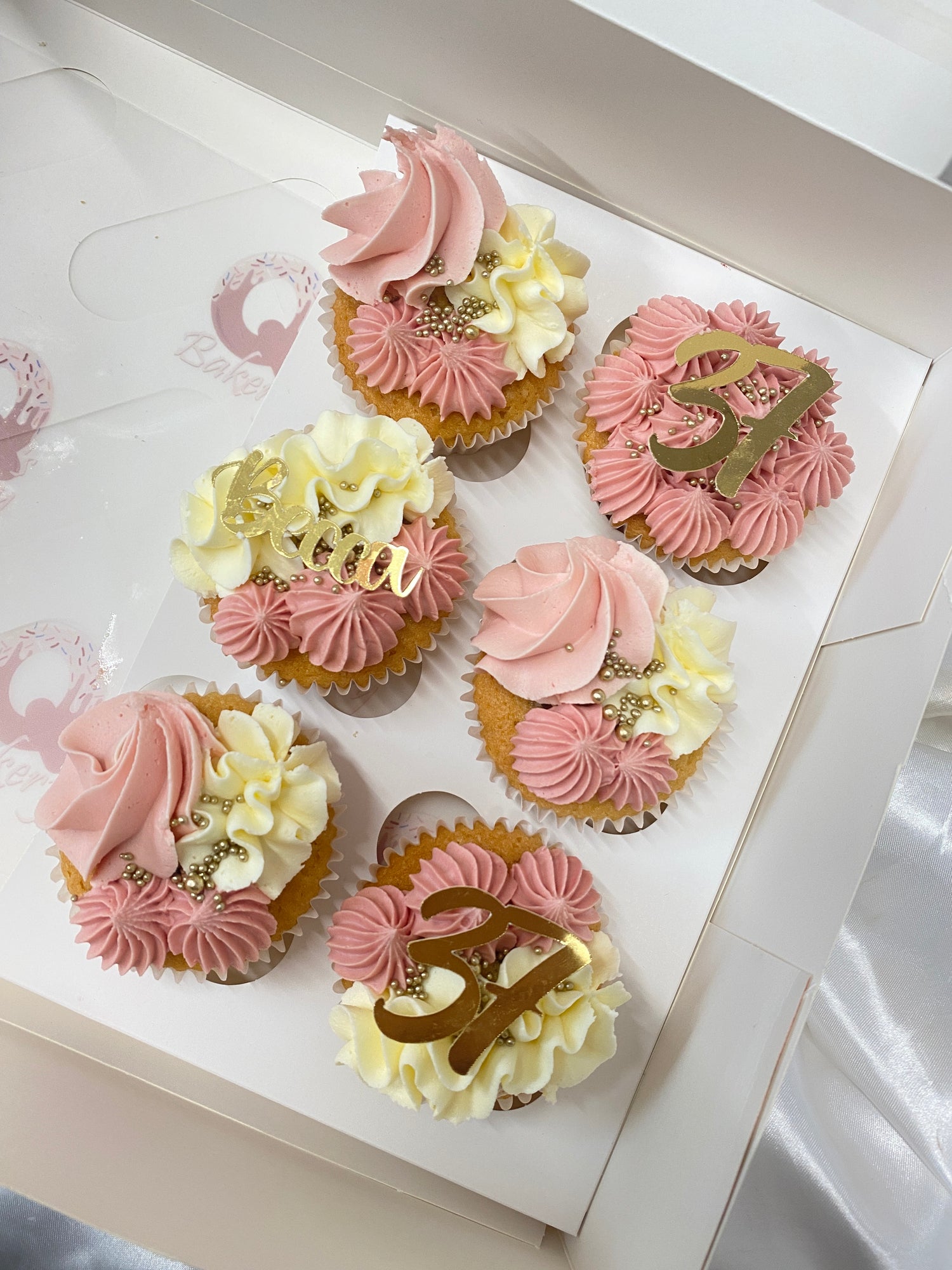 Luxury Pearl Cupcakes